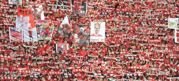 半岛体育官方入口-赛季即将收官，球迷怀念经典对局的简单介绍