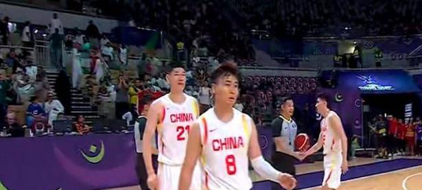 半岛体育vip注册-安徽男篮力克对手，主场再获胜利