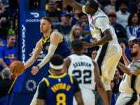 半岛体育平台-关于勇士开门红：马刺射程失准败局定格的信息