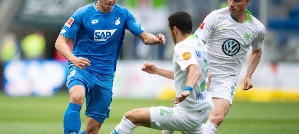 关于狼堡击败升班马，展现强大的攻击火力的信息