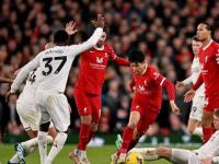 半岛体育链接-利物浦尴尬失利，英超霸主地位岌岌可危