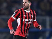 意甲球队悼念逝去的功勋球员