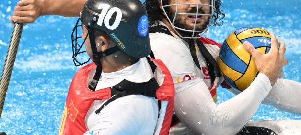 半岛体育网页版入口-包含男子赛艇比赛：德国选手力压对手的词条