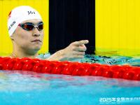 半岛体育网站入口-西班牙选手夺得游泳铜牌，感慨艰辛之路的简单介绍