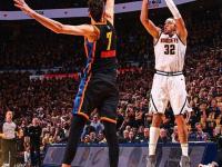 半岛体育娱乐-包含步行者擒掘金，取得关键一胜的词条