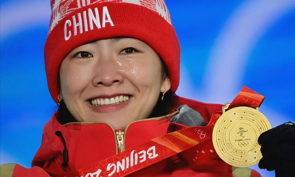 韩国队选手斩获银牌,势头强劲的简单介绍 韩国队选手斩获银牌,势头强劲的简单介绍