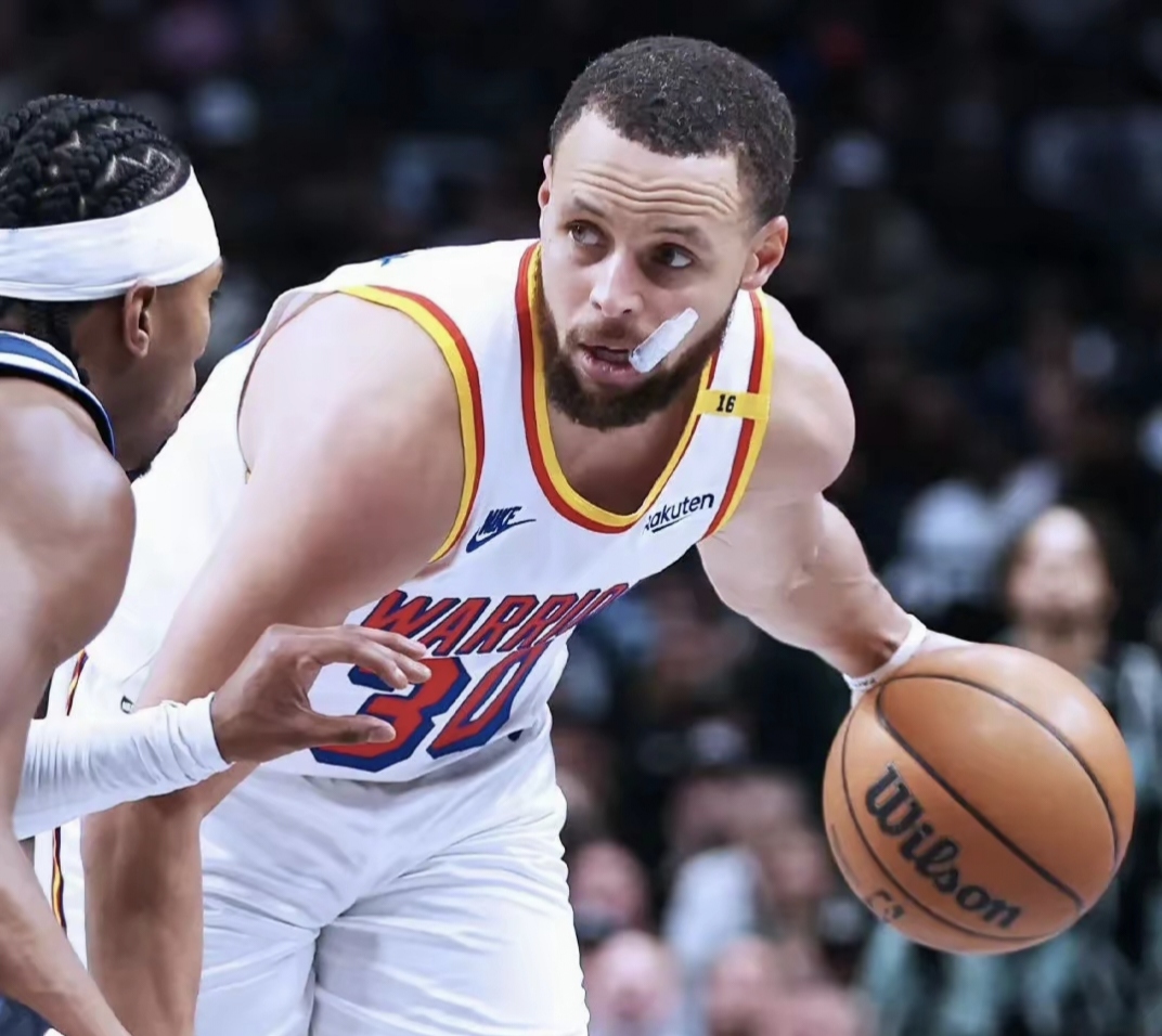 著名球员在洲际比赛中的高光时刻 著名球员在洲际比赛中的高光时刻