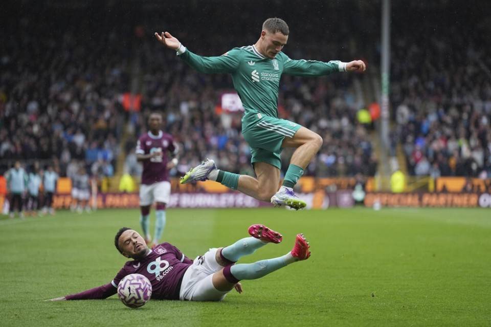 关于利物浦重回巅峰，创下连胜纪录的信息